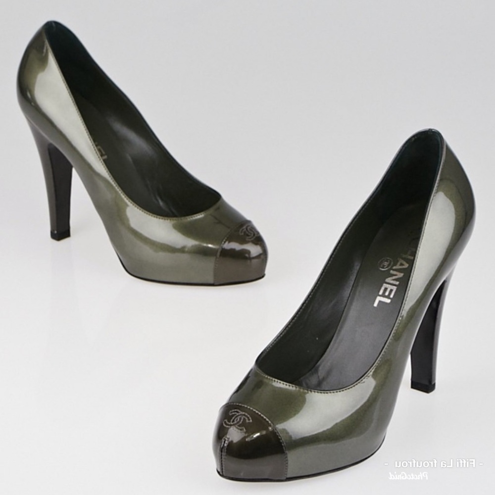 Authentic Chanel shoes - Picture 2 of 8
